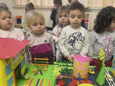 Градът оживява